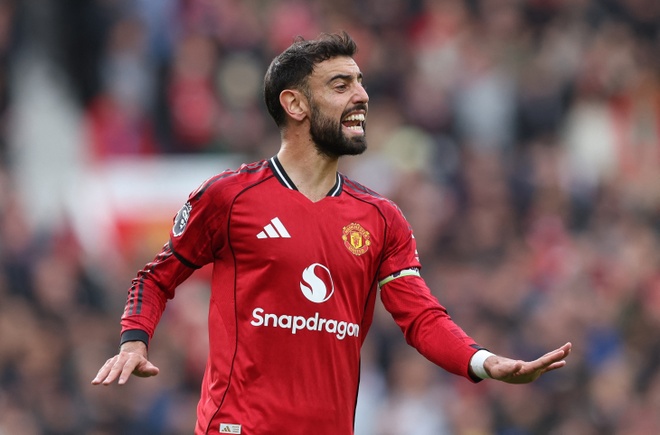 Bruno Fernandes từ chối mức lương điên rồ ở Saudi Arabia - Thể thao