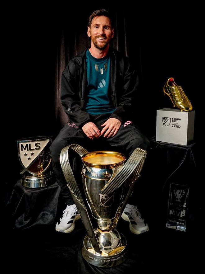 Bức ảnh gây sốt của Messi | Znews.vn