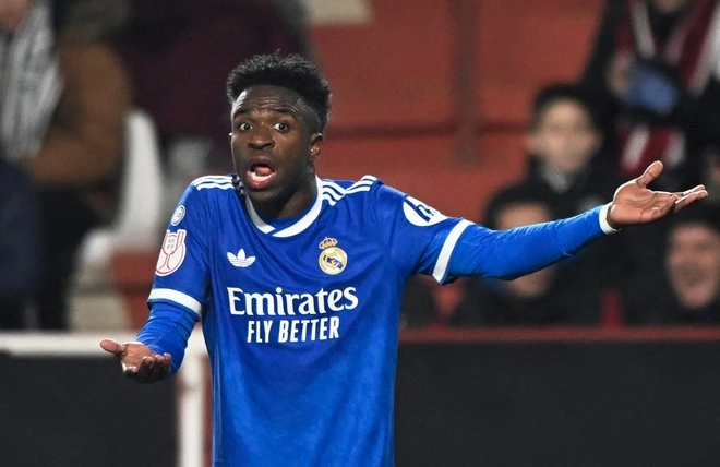 Real Madrid rao bán 4 cầu thủ | Znews.vn