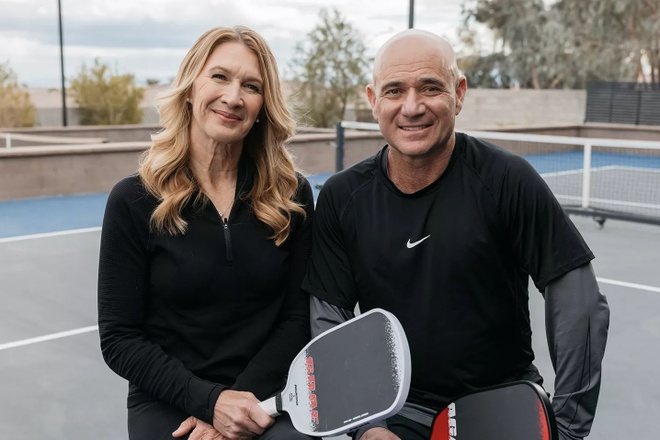 Cặp đôi huyền thoại tennis 'nghiện' pickleball - Lifestyle