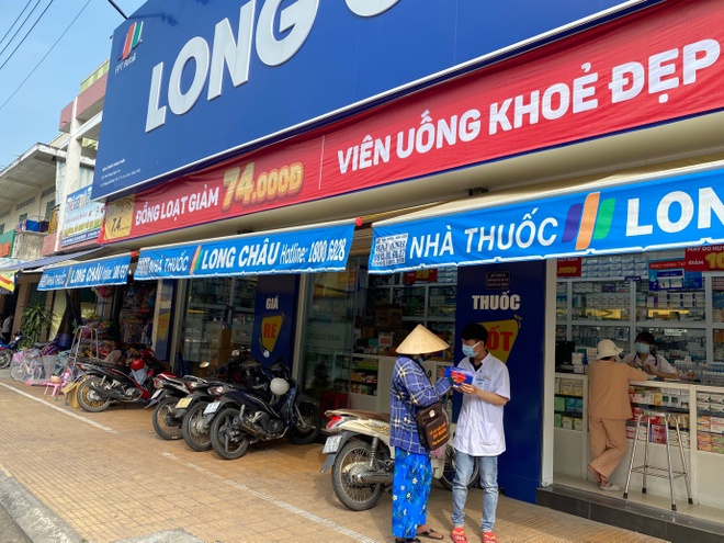 fpt long chau,  nha thuoc se chia anh 2