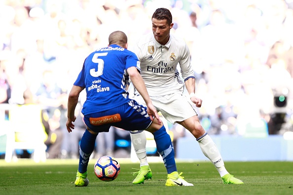 Real Madrid vs Alaves anh 24