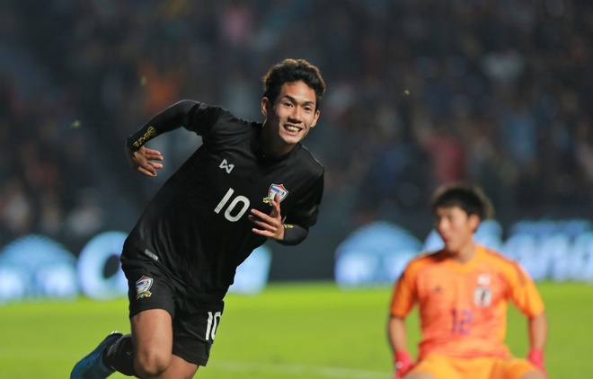 U23 Thai Lan vs U23 CHDCND Trieu Tien anh 3