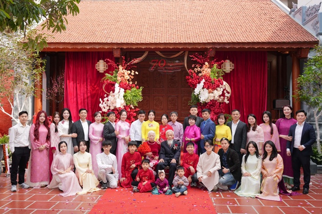 anh em chung nha anh 1