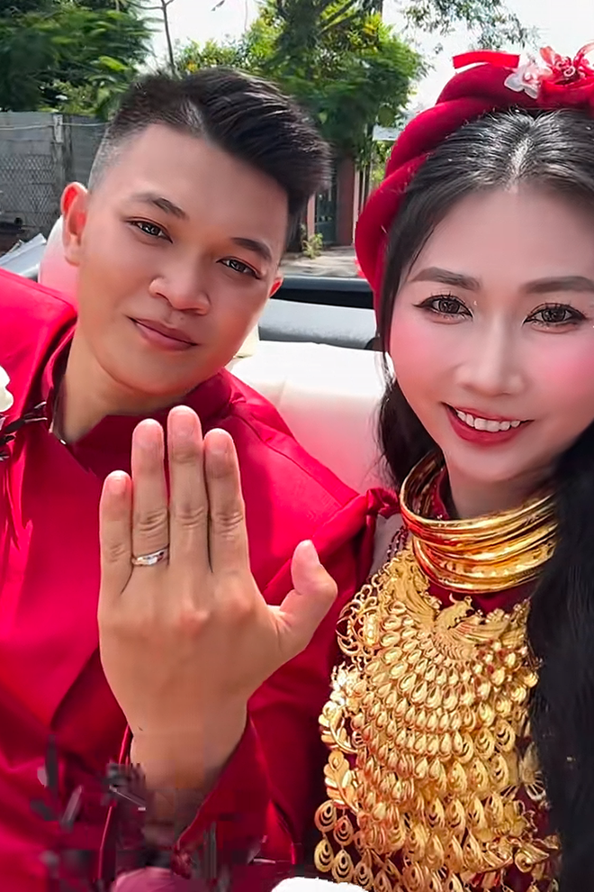 hoa cuoi bang vang anh 1