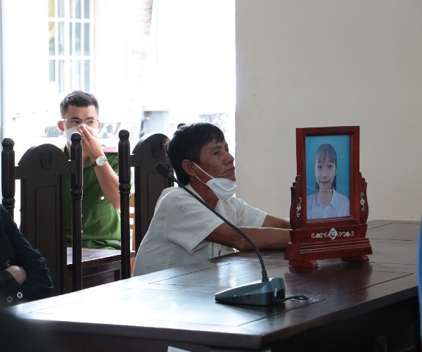 giau xac duoi gieng can anh 2