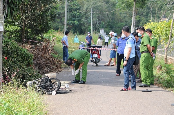 giau xac duoi gieng can anh 3
