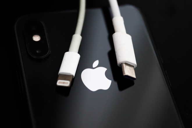 Cong USB-C tren iPhone 15 anh 1