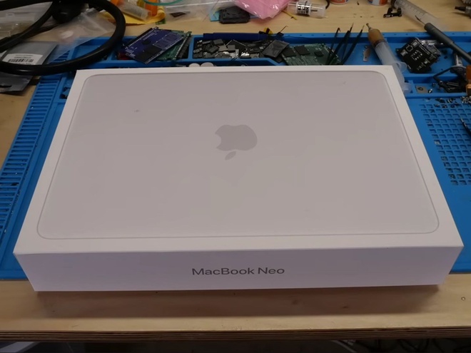 bao ve moi truong,  MacBook Neo gia ban,  hop dung Apple,  trung hoa carbon anh 1