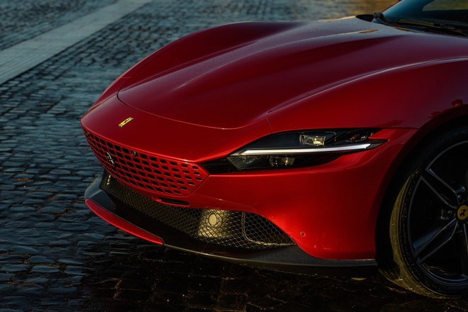 Rò rỉ giá siêu xe thuần điện đầu tiên của Ferrari