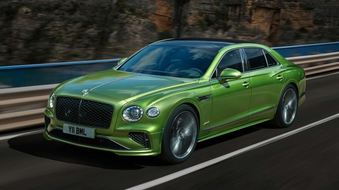 Bentley Flying Spur 2025 - siêu sedan mạnh 771 mã lực