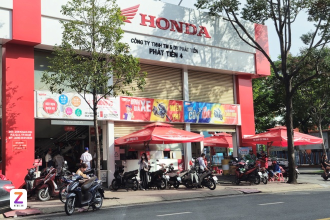 TP.HCM Triển Khai Đề Án Vùng Phát Thải Thấp và Hỗ Trợ Người Dân Sử Dụng Xe Máy Điện