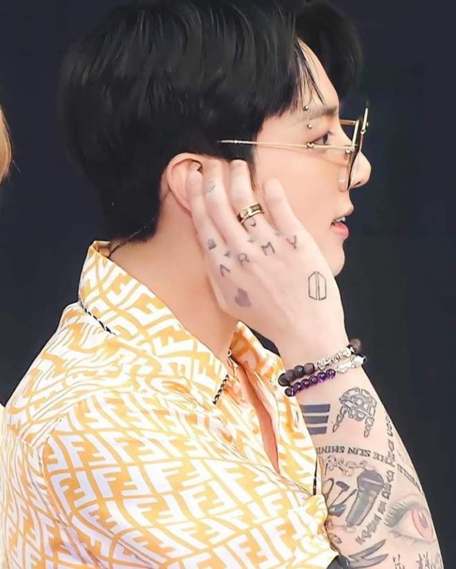 Các thành viên BTS sở hữu bao nhiêu tattoo và piercings? - BlogAnChoi