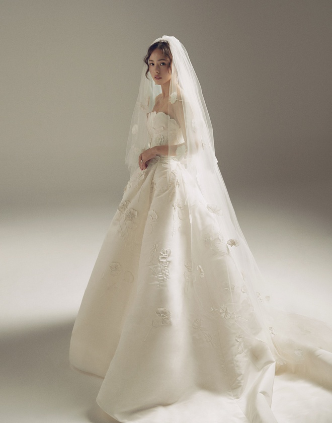 Chụp ảnh cưới phong cách Hàn Quốc trong Studio - Nicole Bridal