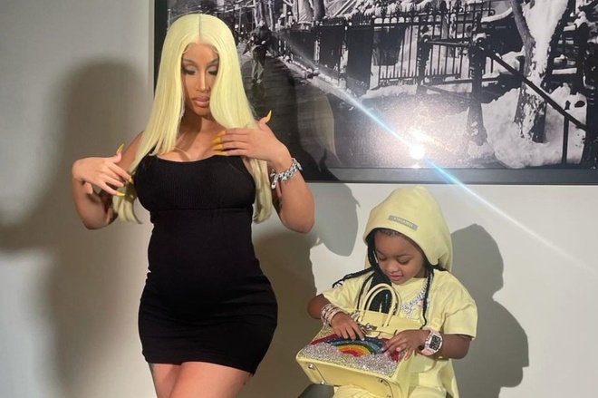 Cardi B đặt túi Birkin 48.000 USD cho con gái - Thời trang Sao