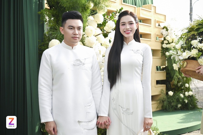 Chồng thiếu gia của Đỗ Thị Hà lộ diện - Giải trí