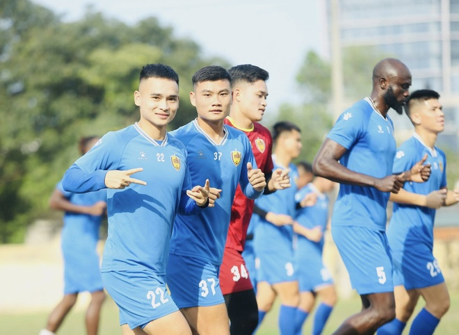 Chính thức! CLB Quảng Nam đề xuất 2 phương án khi sắp giải thể 2 Động thái mới nhất của CLB Quảng Nam - Thể thao