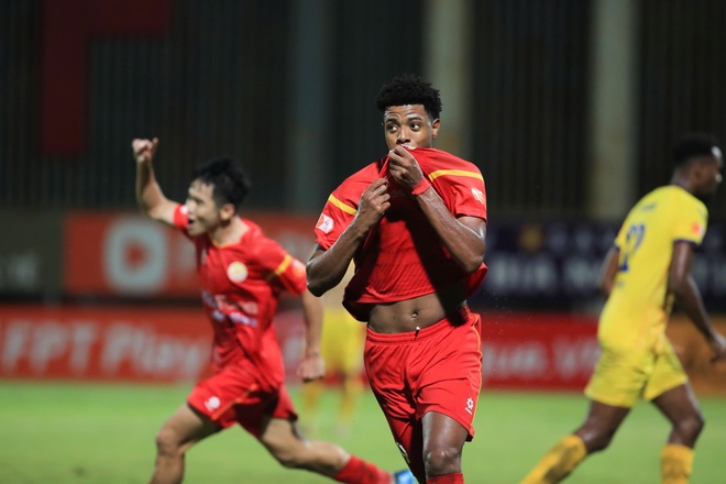 2 đội mới lên hạng V-League cùng gây sốc ngay loạt trận mở màn 2 V.League anh 1