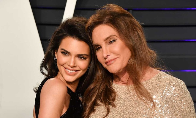 14 năm thay đổi của các thành viên nhà Kardashian - Đời sống