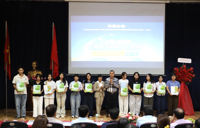 tân sinh viên ảnh 2