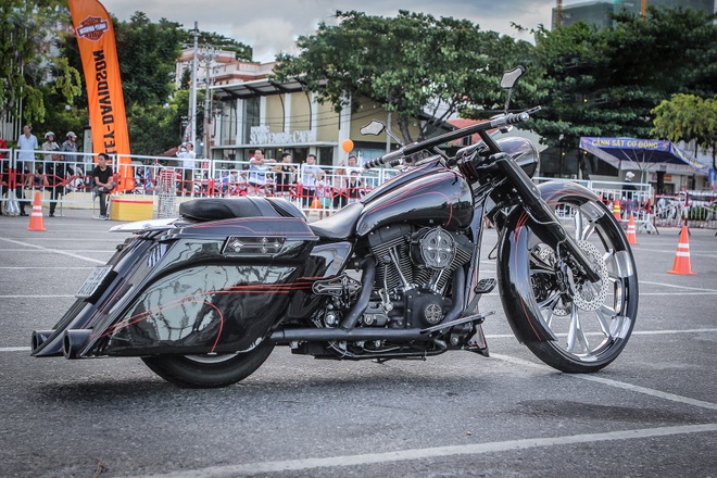 Biker Thể Hiện Cá Tính Qua Các Bản Độ Xe: Sáng Tạo Trên Những Bánh Xe