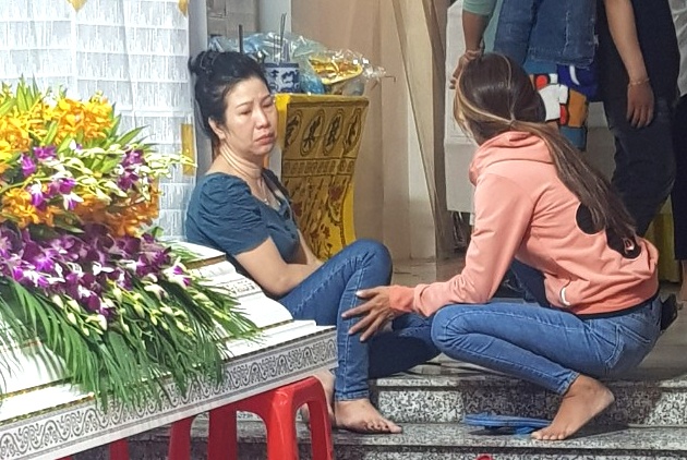 nu sinh tu vong nghi di cuop o TP.HCM anh 1