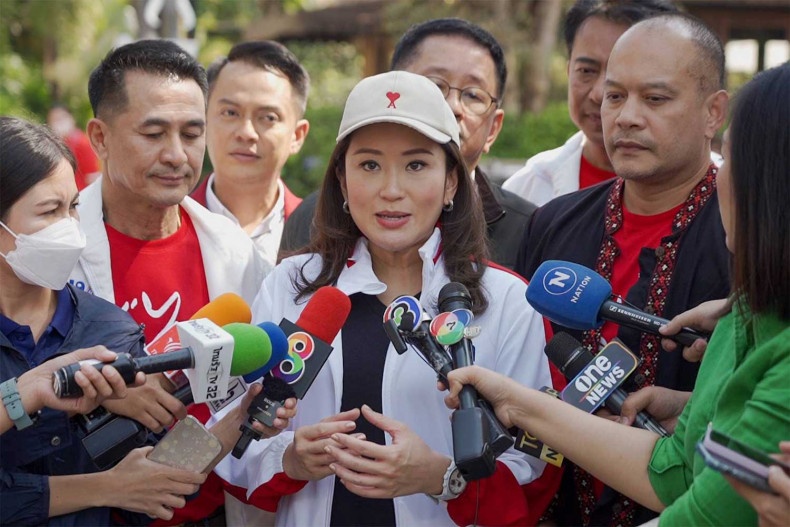 con gai ong Thaksin anh 1