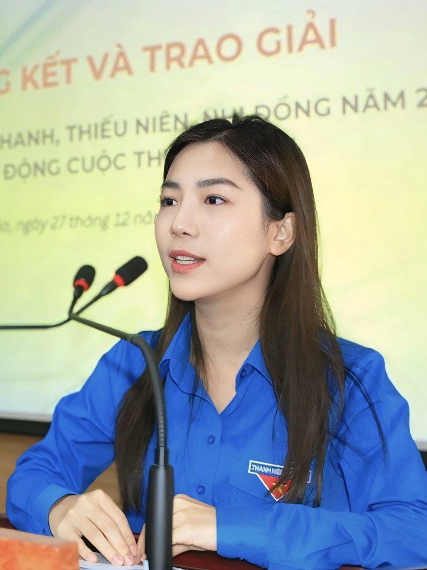 bi thu tinh thanh hoa anh 5