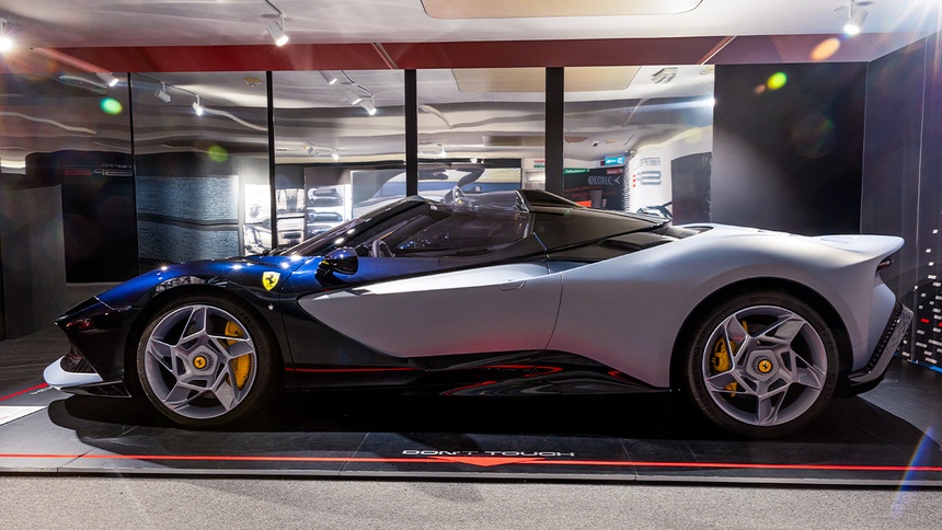 Ảnh thực tế siêu xe độc nhất thế giới Ferrari SP-8