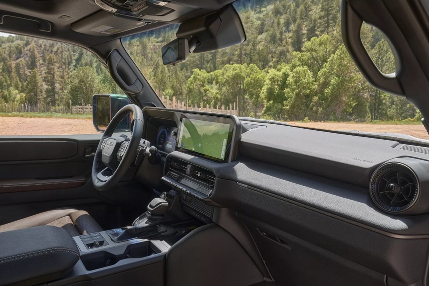 Toyota Land Cruiser Prado thế hệ mới có giá từ 55.950 USD