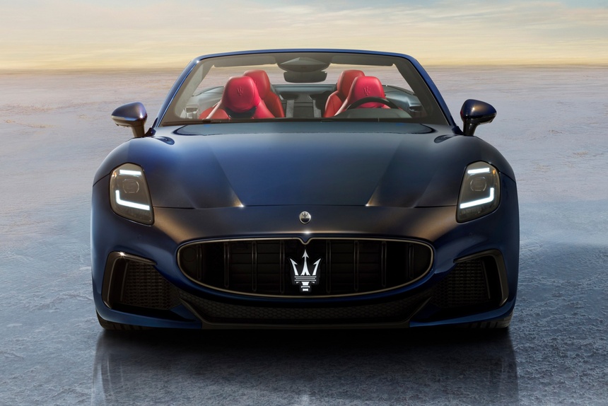 Maserati GranCabrio 2024 chính thức ra mắt
