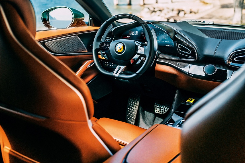 Cận cảnh Ferrari Purosangue mô phỏng xe cá nhân của Enzo Ferrari