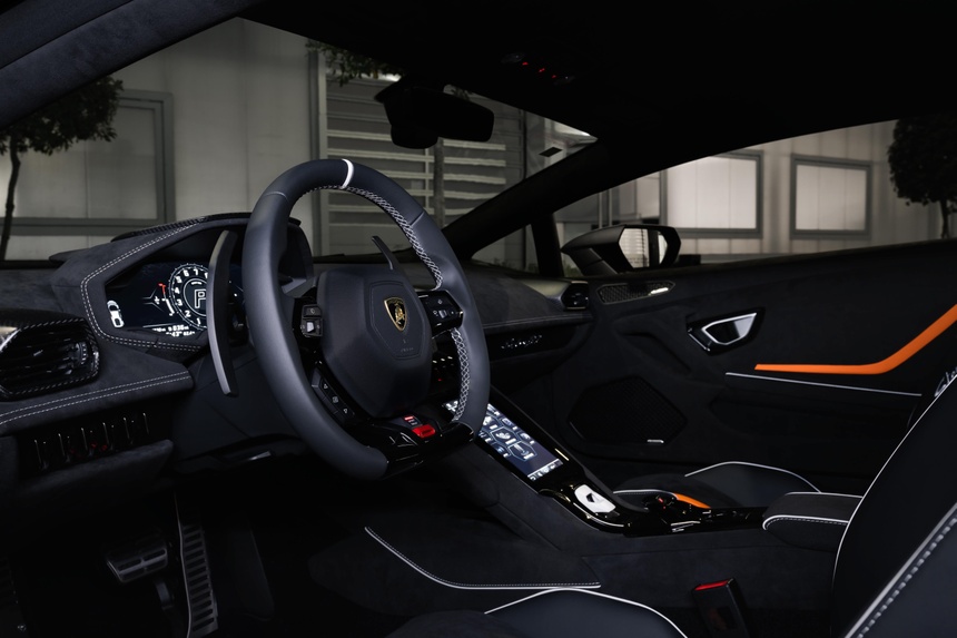 Bộ sưu tập Lamborghini Huracan Sterrato giới hạn 12 chiếc toàn cầu