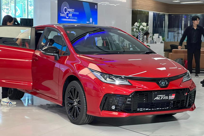 toyota,  corolla,  altis,  gr sport,  corolla altis,  corolla altis gr sport,  gazoo racing,  thai lan,  sedan,  hang c,  sedan hang c anh 1