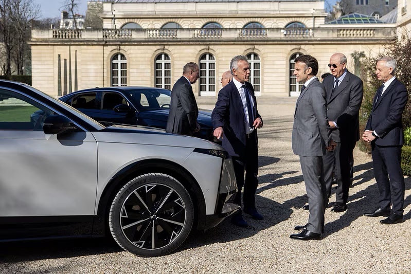 DS N°8, tong thong, tong thong phap, chuyen xa, chuyen xa tong thong, phap, cong hoa phap, Emmanuel Macron, DS N°8 Presidentielle anh 3 DS N°8, tong thong, tong thong phap, chuyen xa, chuyen xa tong thong, phap, cong hoa phap, Emmanuel Macron, DS N°8 Presidentielle anh 3