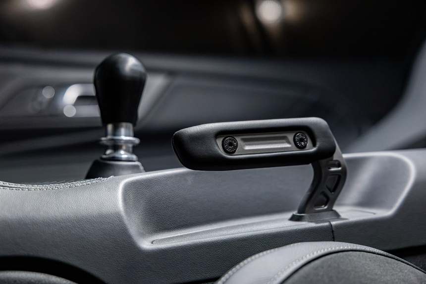 phanh,  phanh tay dien tu,  phanh tay co,  phanh tay,  oto anh 6