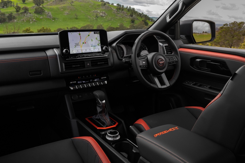 ban tai,  nissan,  nissan navara,  navara,  mitsubishi,  triton,  mitsubishi triton,  australia,  new zealand anh 3