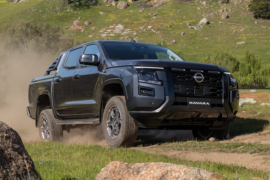 Navara thế hệ thứ tư trình làng: Ngoại hình cơ bắp, thêm bản Pro-4X thể thao