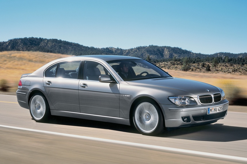 phanh,  phanh tay dien tu,  phanh tay co,  phanh tay,  oto anh 2