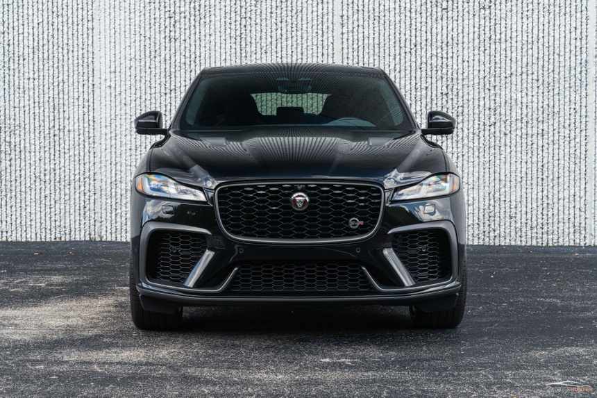 jaguar,  f-pace,  svr,  cuoi cung,  may xang,  dong co dot trong anh 11