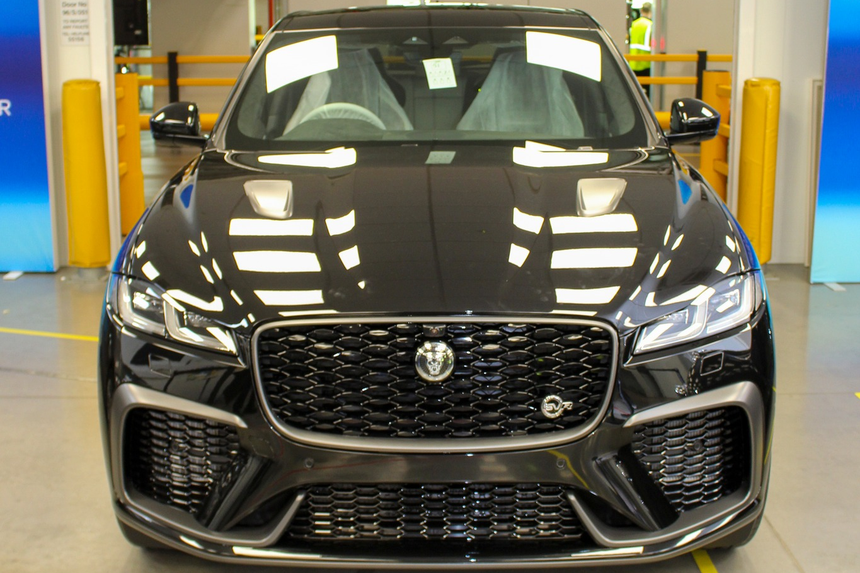 jaguar,  f-pace,  svr,  cuoi cung,  may xang,  dong co dot trong anh 3