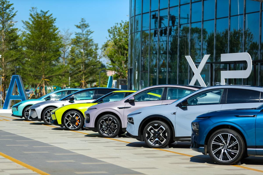 bmw,  mercedes-benz,  audi,  lexus,  xe sang,  doanh so,  doanh so,  2025,  my,  trung quoc,  xe dien,  ev anh 6