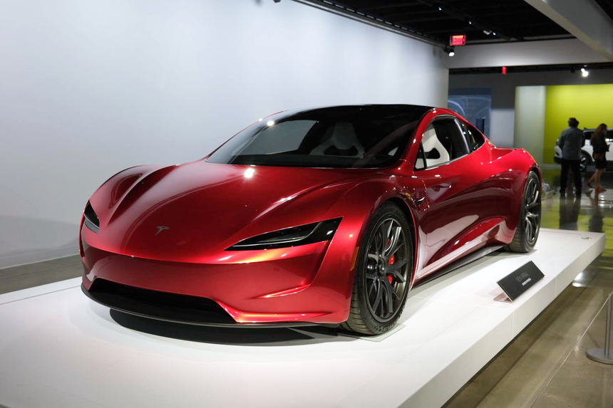 Tesla Roadster thế hệ mới gây sốc với phiên bản SpaceX giá có thể lên tới hàng triệu USD