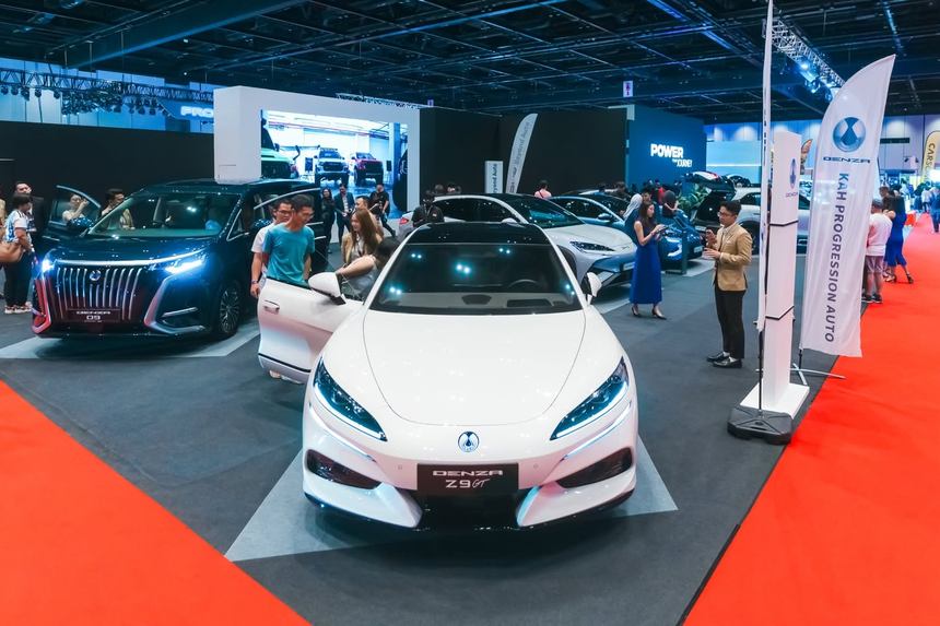 malaysia,  byd,  denza,  denza z9gt,  z9gt,  xe điện,  tesla,  bmw,  mercedes-benz,  trung quốc,  ev ảnh 4