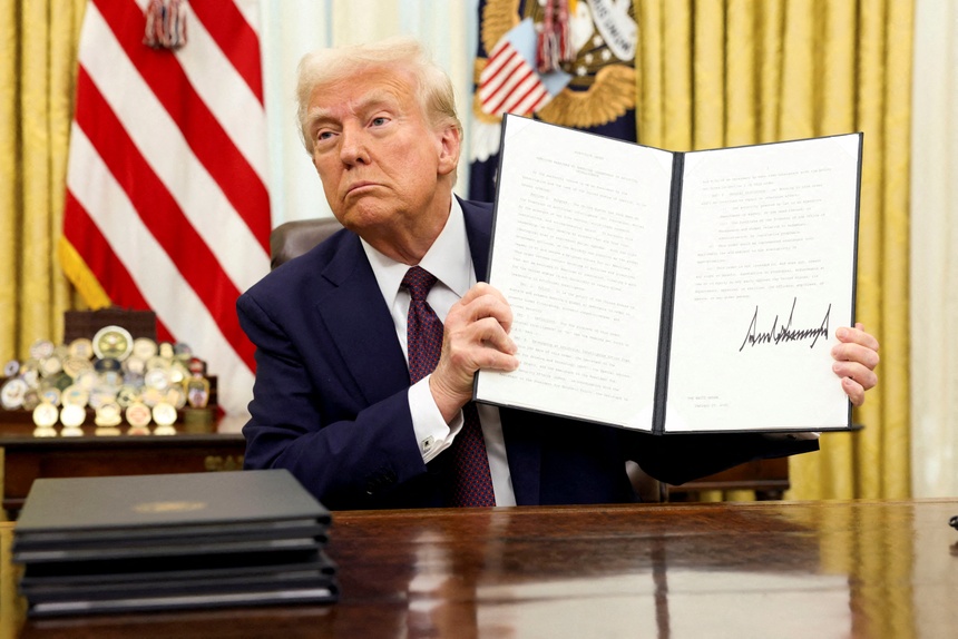 TikTok thành 'bài tẩy' của ông Trump?