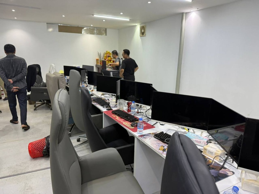 lua dao tai Campuchia,  lua dao truc tuyen,  triet pha hang o anh 1