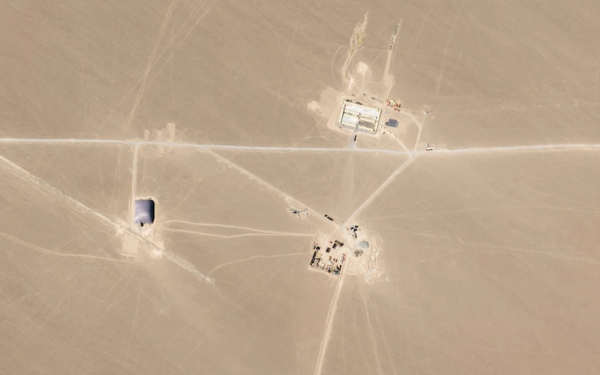 Khu vuc 51 Trung Quoc,  can cu Lop Nur,  vu khi Trung Quoc,  tiem kich tang hinh,  thu hat nhan,  cong nghe quan su anh 1