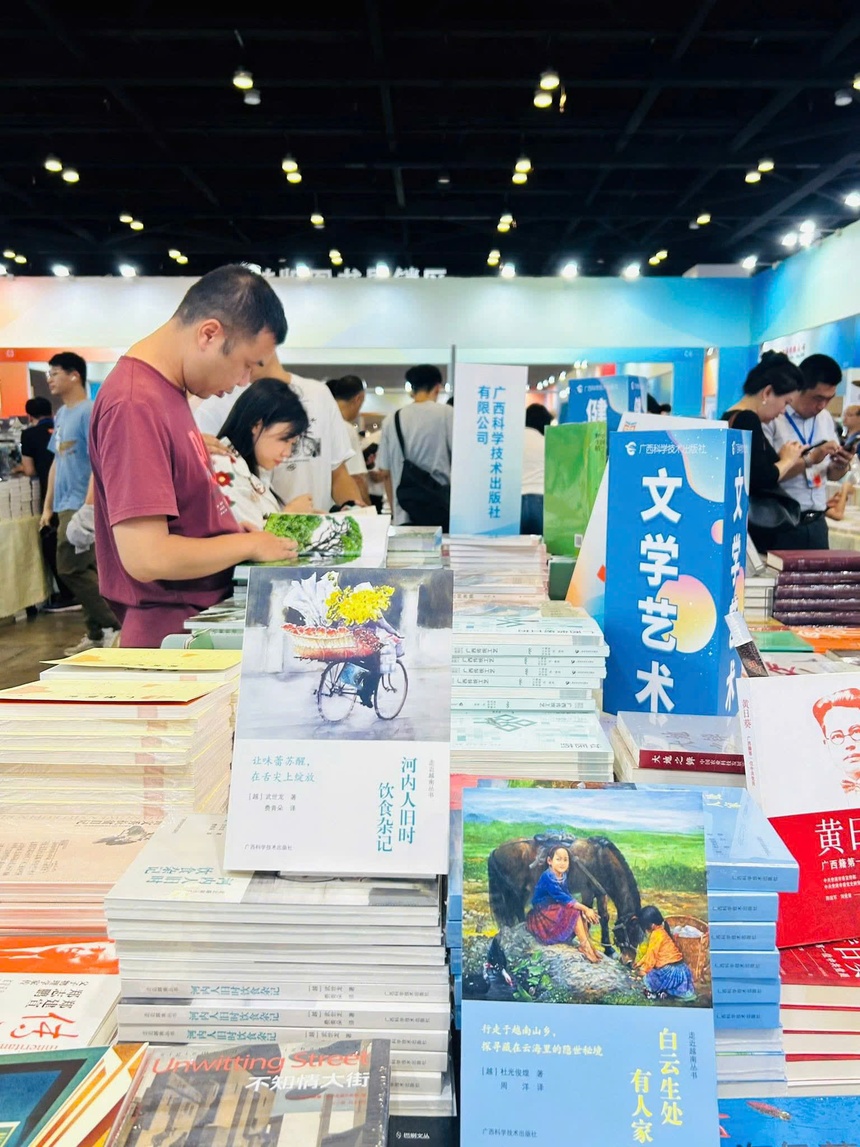 sach van hoa,  sach am thuc,  am thuc Ha Noi,  sach doat giai,  giai thuong sach,  giai thuong Trung Quoc anh 2