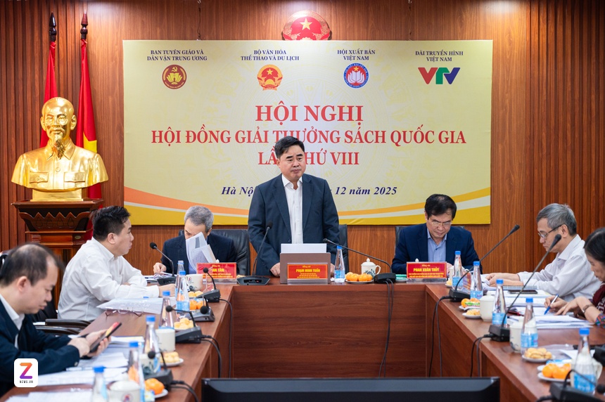 Giai thuong Sach Quoc gia anh 4