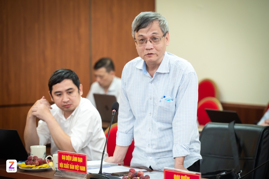 Luat Xuat ban anh 3